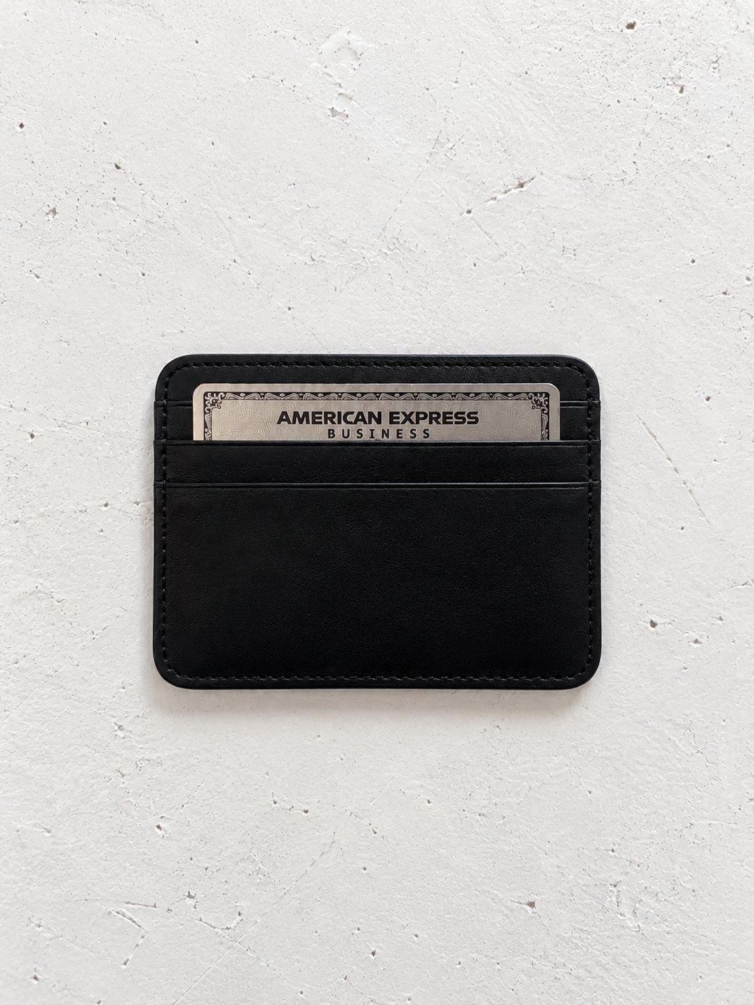 Minimalist Black Rounded Cardholder